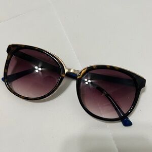 Cat-Eye Sunglasses with Gradient Lenses